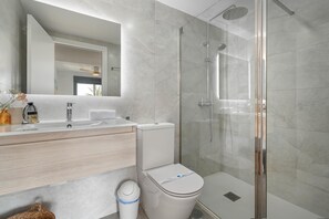 Shower, hair dryer, towels - Altos Javea - Javea, Costa Blanca (Javea)