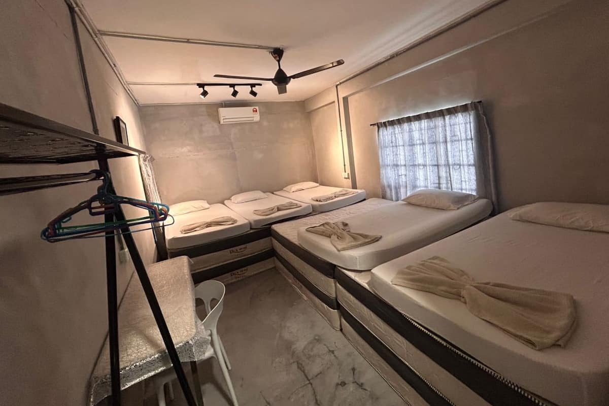 Dormitorio compartido, solo para mujeres