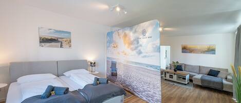 Iron/ironing board, WiFi, bed sheets