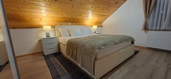 Room - Large Apartment near Plitvice – Terrace, BBQ & Privacy (Sadilovac)