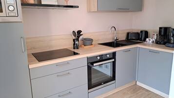 Rumah Comfort, 2 kamar tidur | Dapur pribadi