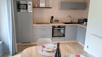 Rumah Comfort, 2 kamar tidur | Dapur pribadi