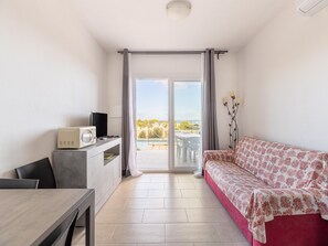 Classic-Apartment, 3 Schlafzimmer | Wohnzimmer
