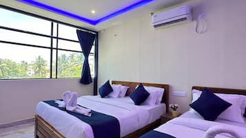 Family Studio Suite, City View