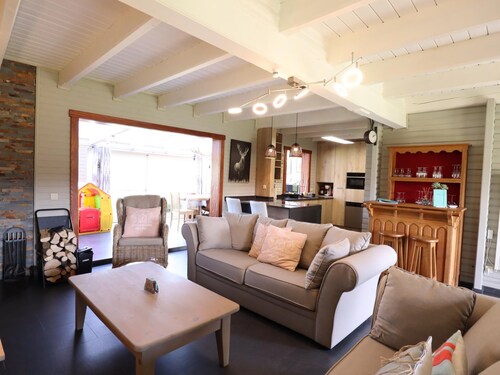 Chalet familial soigné avec grand jardin