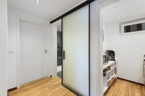 Interior - Premium Apartment Above the Rooftops of Sipplingen – Panoramic Lake View & Private Terrace (Sipplingen)