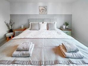 Room - 3 bedroom accommodation in Gleneagles (Gleneagles)