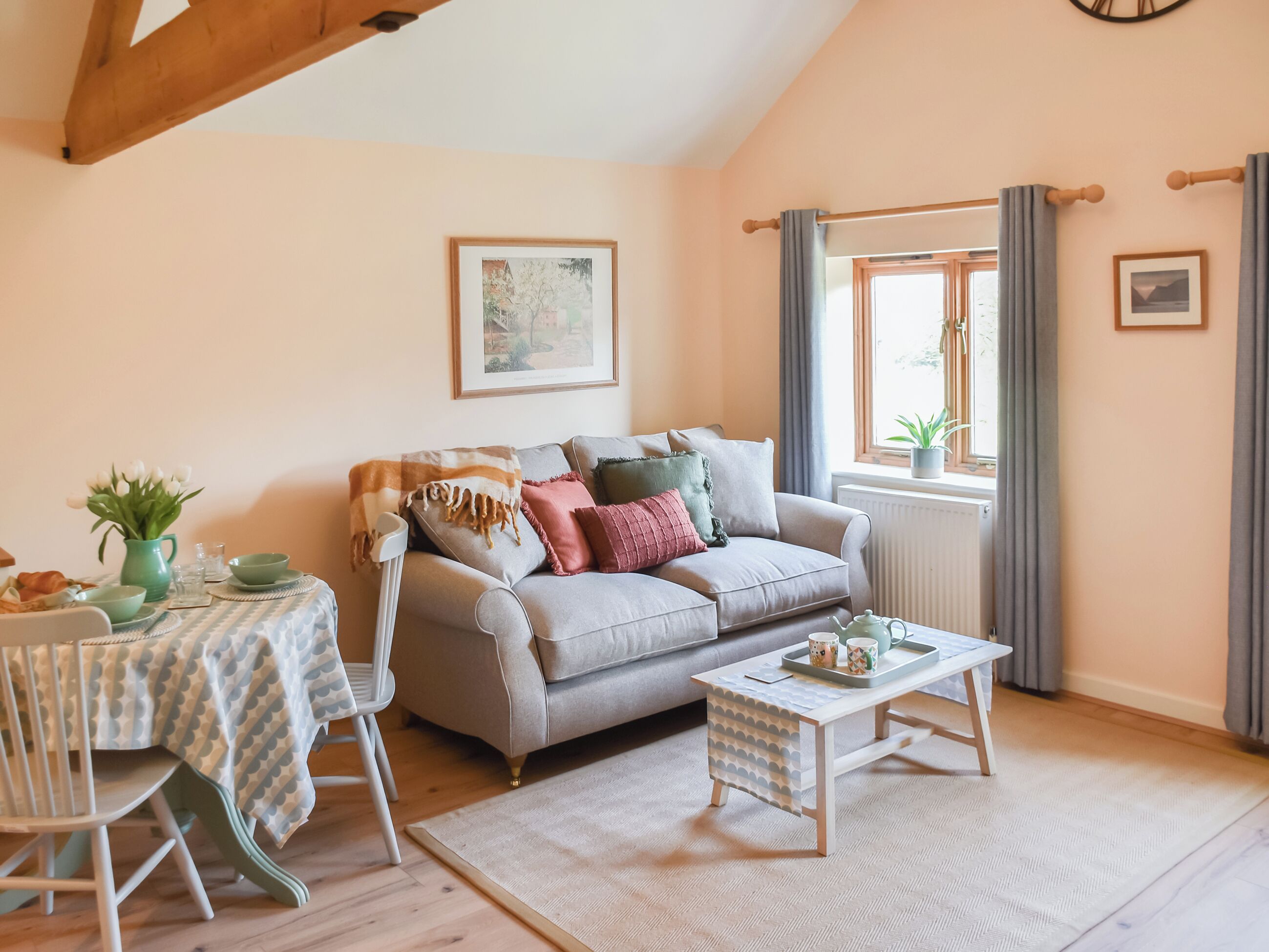 Living room/dining room | The Barn, Langley