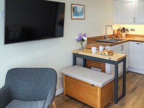 Living area - The View Snowdon Wharf (Porthmadog)