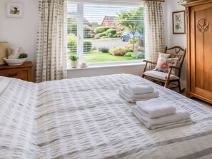 Free WiFi - 1 bedroom accommodation in Weybourne (Weybourne)