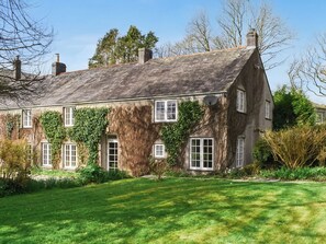 Exterior - 4 bedroom accommodation in St. Teath (St. Teath)