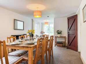 Dining - 4 bedroom accommodation in St. Teath (St. Teath)