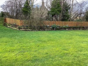 Property grounds - Keepers Cottage - UK51549 (Auchterless)