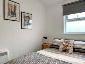 Room - 1 bedroom accommodation in Peebles (Peebles)