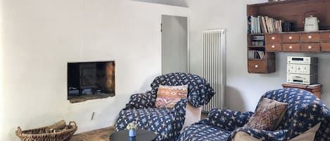 Téléviseur, foyer