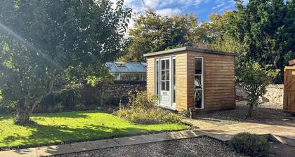 The Stable Room - UK51595