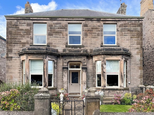 Embleton House - UK51597