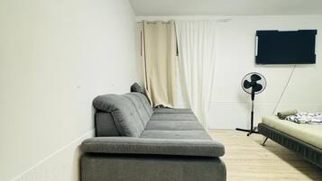 基本客房 | 起居區