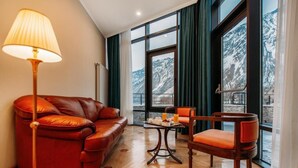 Sınıflandırılmamış resim, 30 üzerinden 3, düğme