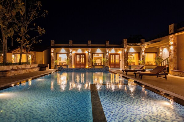 Pool - ELIVAAS Tiger Cave Suite with Pvt Pool (Sawai Madhopur)