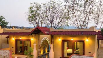 Classic Triple Room | Exterior