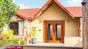 Deluxe Triple Room | Terrace/patio