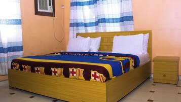 Habitación básica doble, balcón, vista a la bahía