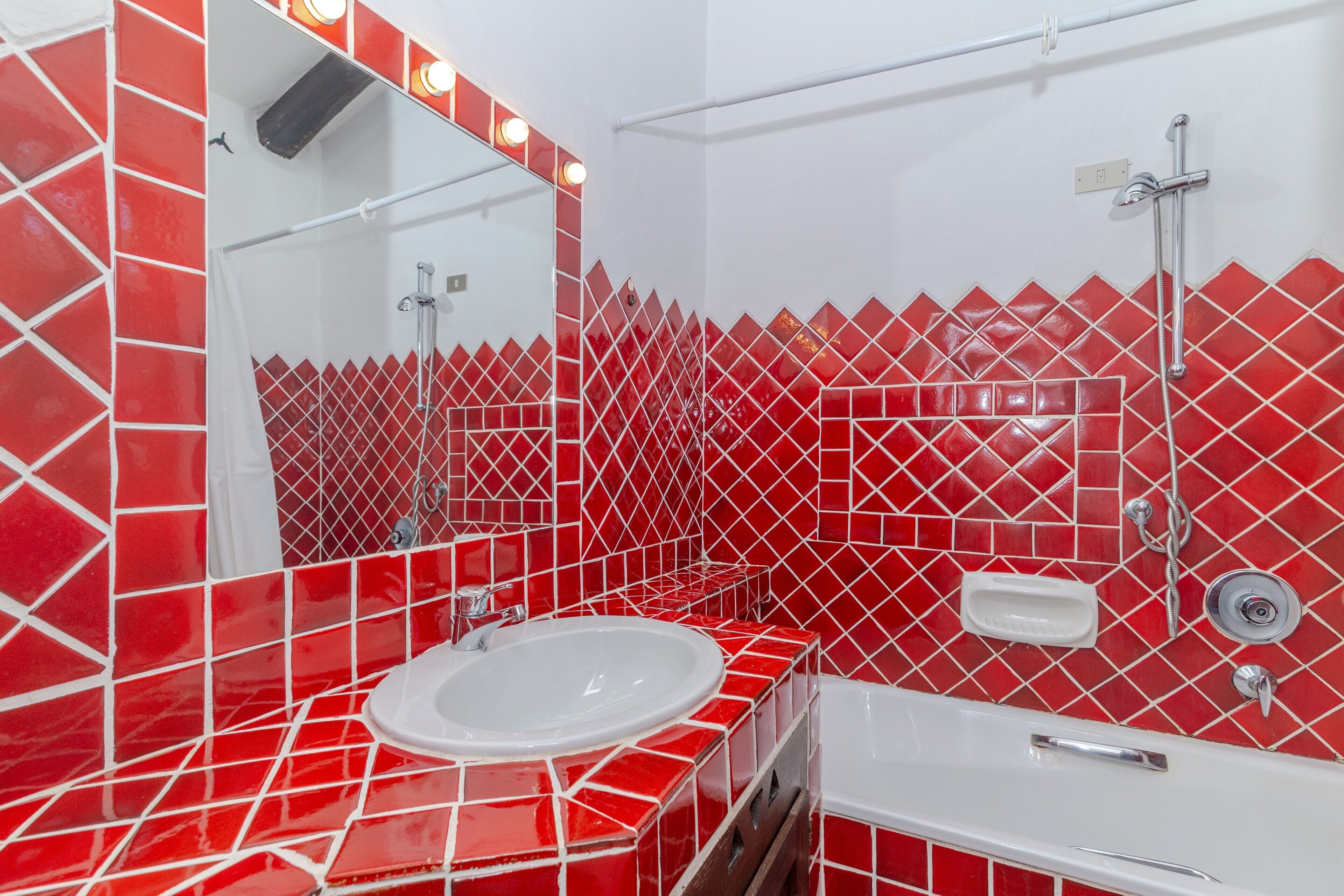 Shower, towels