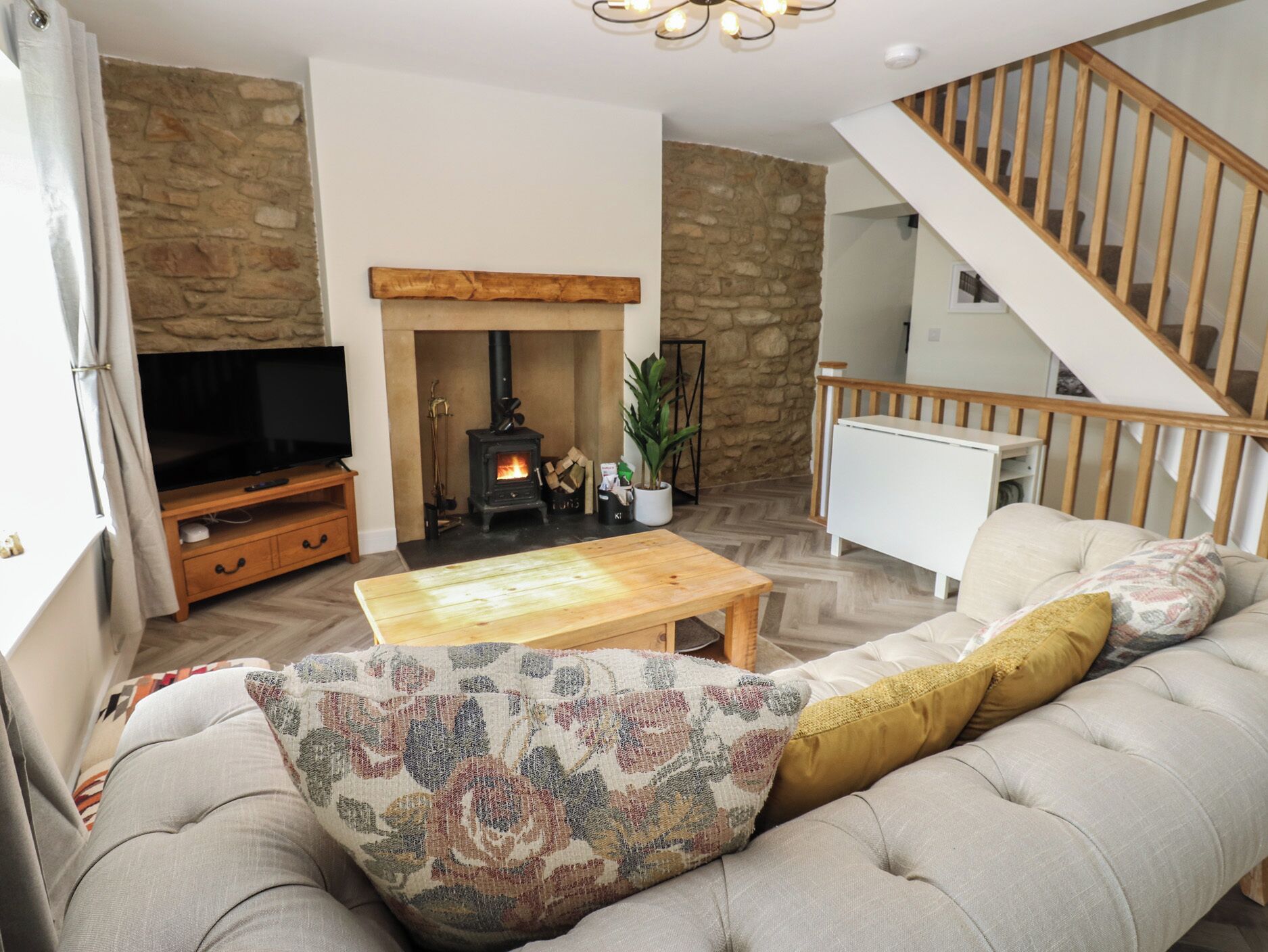 2 Low Road, Pet Friendly, With Hot Tub In Bishop Auckland - Durham