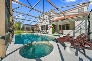 House (6 Bedrooms) | Property amenity - 4524 Stella Street (Kissimmee)