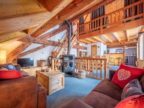Apartment | Living room - La Chapelle Chalet for 8 Guests (Chamonix-Mont-Blanc)