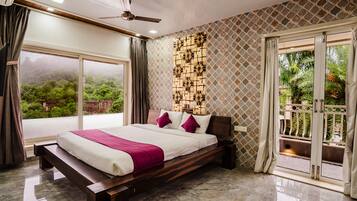 Deluxe Villa, Balcony, Garden View