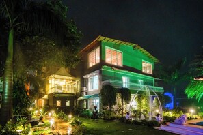 Exterior - Alaya Stays Moonstone meadows With Pool (Lonavala)