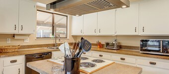 Creative Escape! Eagle's Nest Hideaway