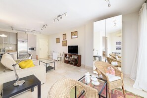 Comfort Apartment, 1 Bedroom, Beachside | Living area - Solaga - Maestranza (Málaga)