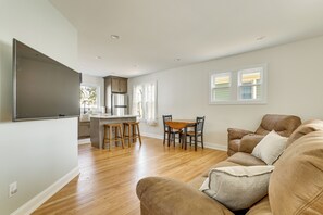 TV - Walk to Dtwn: Rochester Home, Private Deck + Yard! (Rochester)