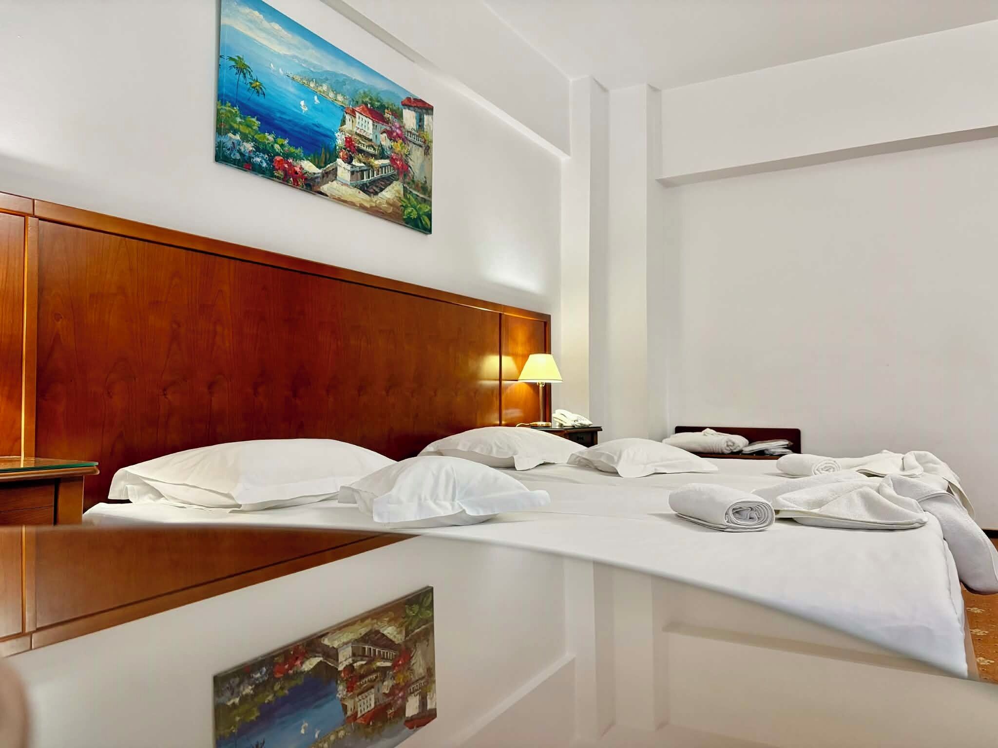 Twin Room, City View | In-room safe, desk, soundproofing, WiFi (free)