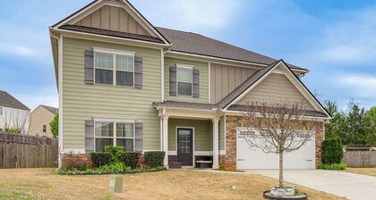 8 Mi to Dtwn & Film Sites! Spacious Covington Home
