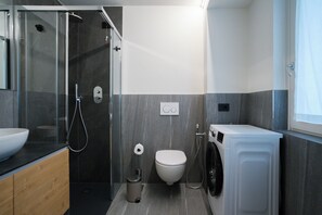 Bathroom - Vrbo Property (Bormio)