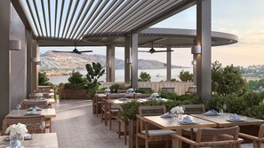 รับประทานอาหารกลางแจ้ง