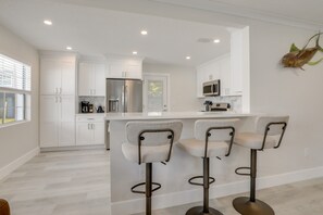 Private kitchen - Steps to Sand! Snowbird Retreat in Madeira Beach (Madeira Beach)