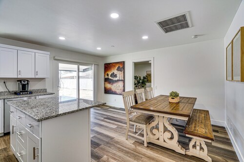 Explore Gila Valley & EAC! Modern Thatcher Home