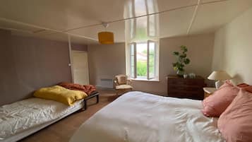 2 bedrooms