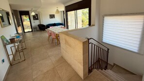 Interior - Villa 'Costacabana -  Sunny Beach' with Sea View, Private Pool and Wi-Fi (Lloret de Mar)