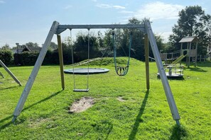 Children’s area - Holiday Home Near North Sea for 6 (Sint Maarten)