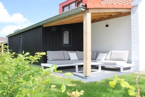 Terrace/patio - Modern Dune Retreat with Garden (Sint Maarten)