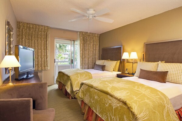 Room - Mountain View Suite w/ Balcony & Kitchen | Outdoor Pool | Steps from the Beach (Kapaʻa)