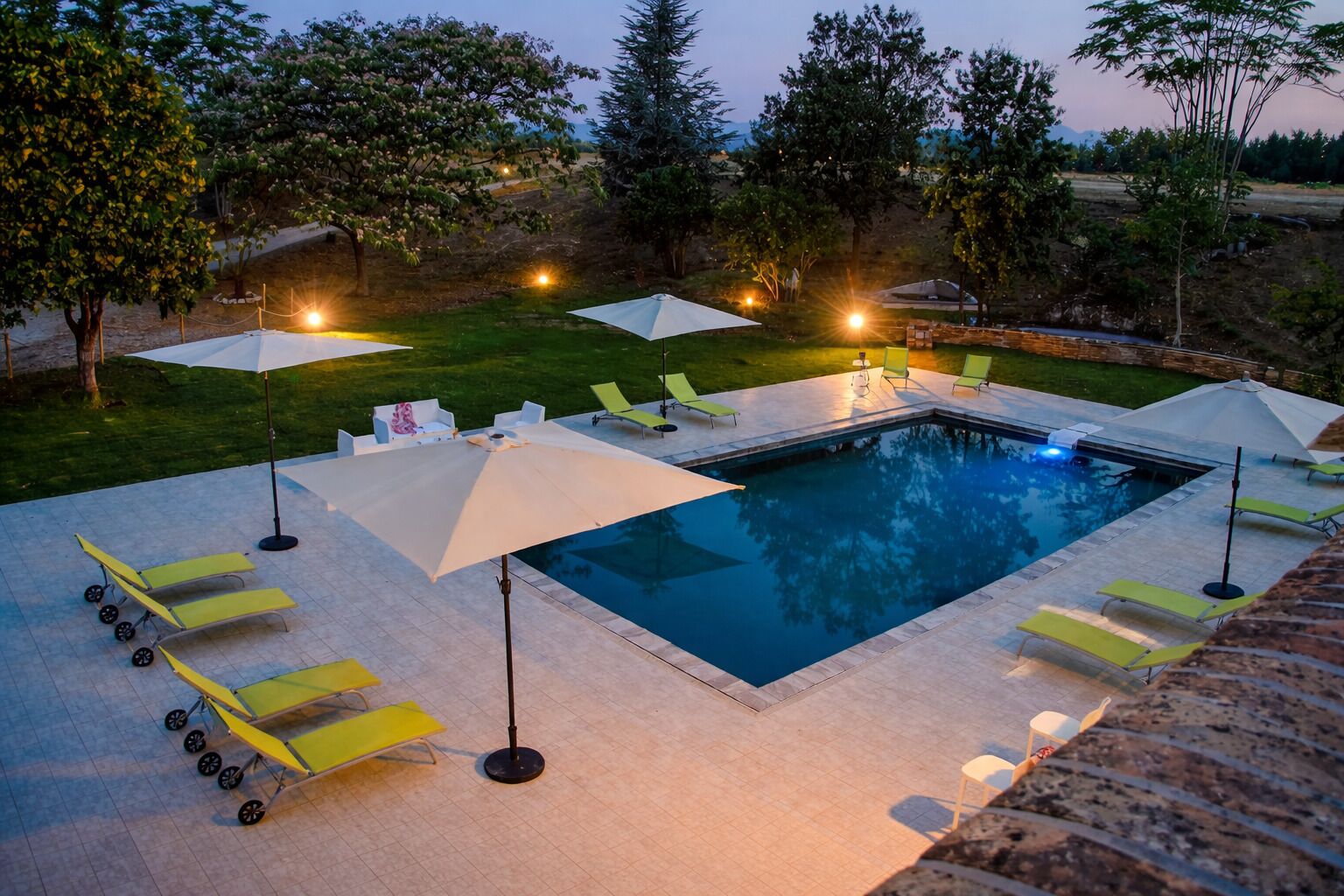 Outdoor pool, a heated pool