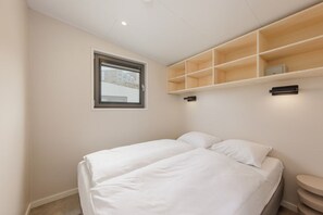 Travel cot, free WiFi - Stay with Sea View in Zandvoort (Zandvoort)
