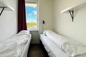 Bedroom - Waterfront Home w/ Terrace for 6 (Uitgeest)